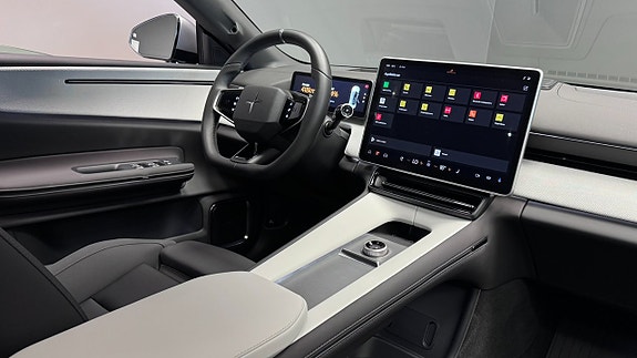 Polestar 4 11 of 27