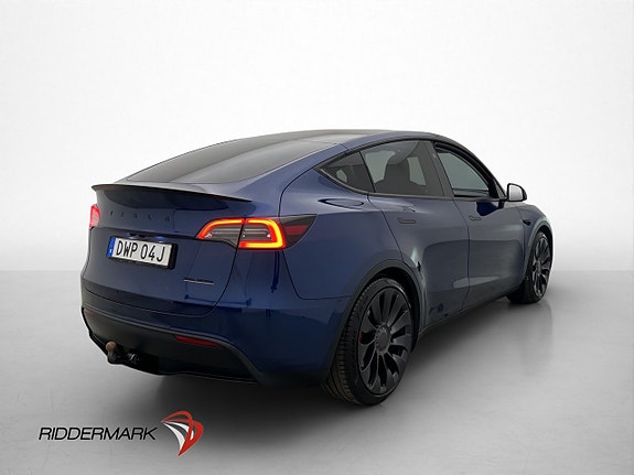 Tesla Model Y 8 of 30