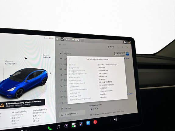 Tesla Model Y 24 of 30