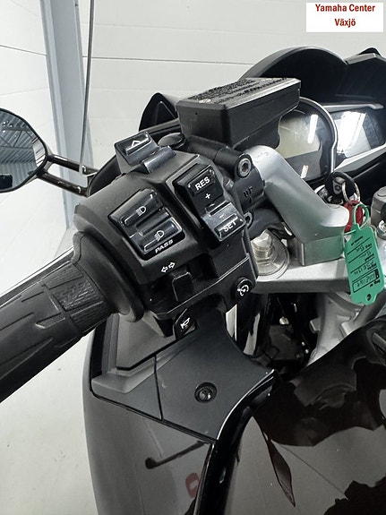 Yamaha FJR1300A 11 of 11