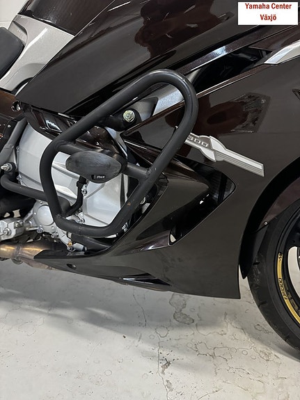 Yamaha FJR1300A 9 of 11
