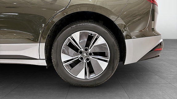 Skoda Enyaq 11 of 12