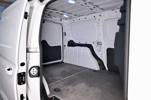 Volkswagen Caddy Maxi 8 of 15