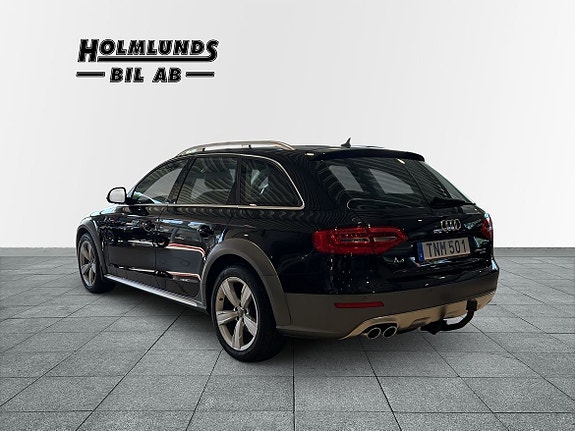 Audi A4 allroad 2 of 29