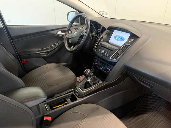 Ford Focus 6 of 12