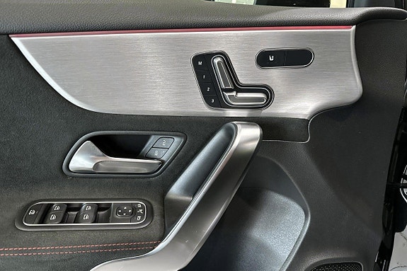 Mercedes-Benz A200 15 of 15