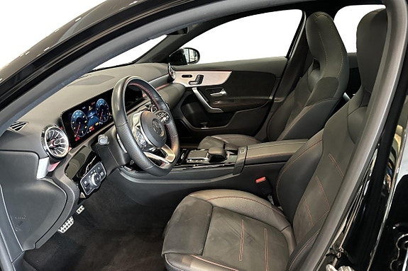 Mercedes-Benz A200 11 of 15