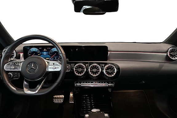 Mercedes-Benz A200 8 of 15