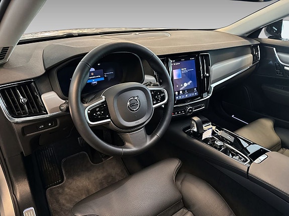 Volvo V90 11 of 12