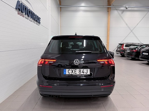 Volkswagen Tiguan 8 of 18