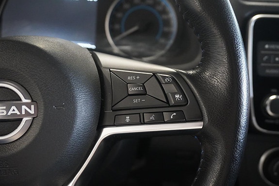 Nissan Leaf 10 of 14