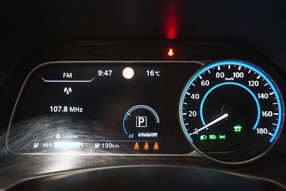 Nissan Leaf 12 of 14