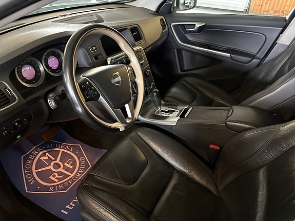 Volvo S60 5 of 8