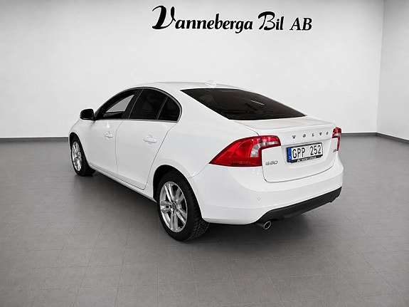 Volvo S60 4 of 8