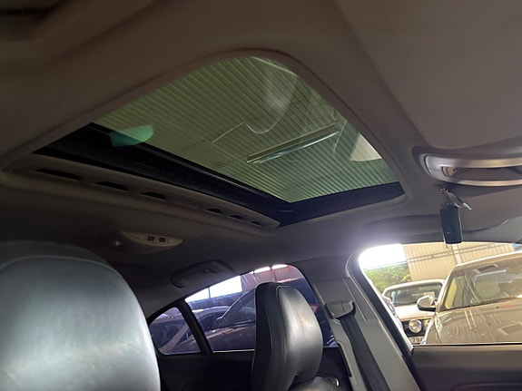 Volvo S60 7 of 8