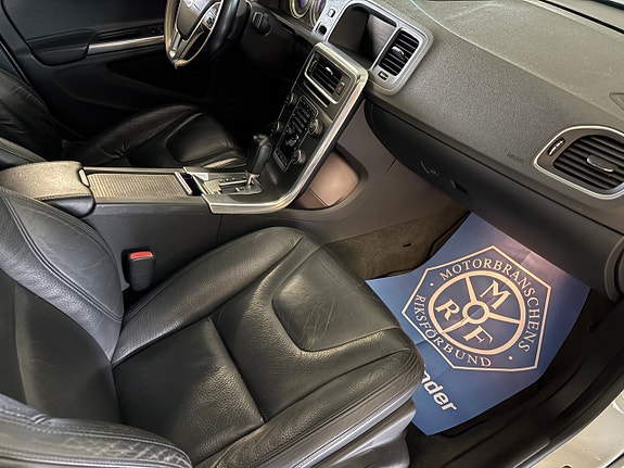 Volvo S60 6 of 8