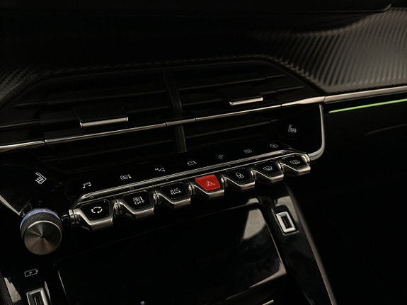 Peugeot e-208 20 of 30