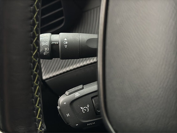 Peugeot e-208 29 of 30