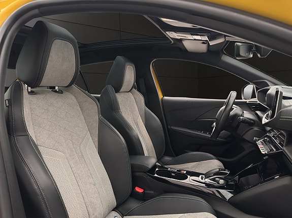 Peugeot e-208 16 of 30