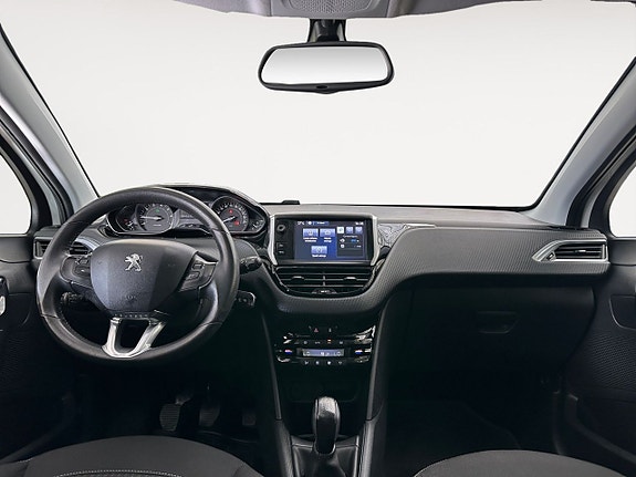 Peugeot 208 11 of 26