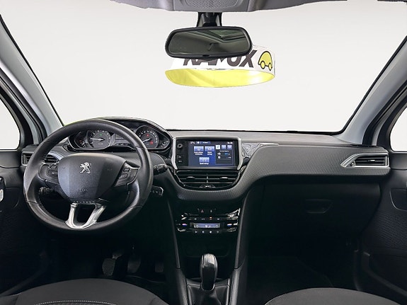 Peugeot 208 11 of 26