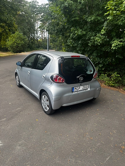 Toyota Aygo 3 of 4