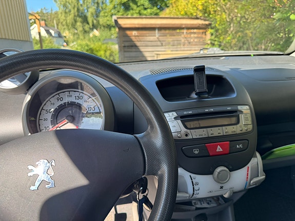 Peugeot 107 13 of 19