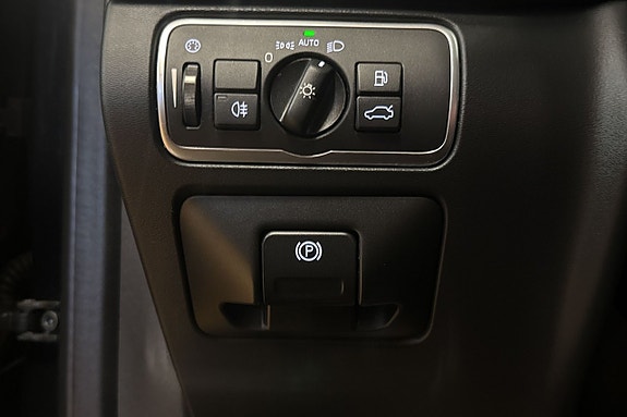 Volvo XC60 15 of 21