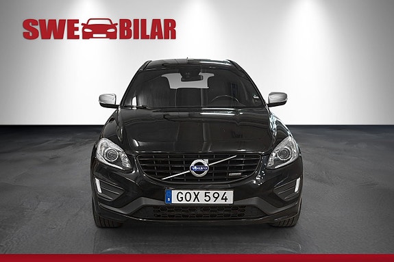 Volvo XC60 2 of 21