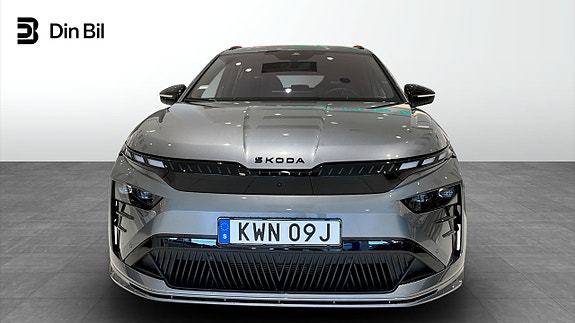 Skoda Enyaq 2 of 12