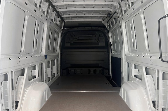 Mercedes-Benz Sprinter 319 14 of 21