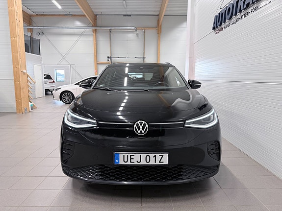 Volkswagen ID.4 GTX 3 of 23