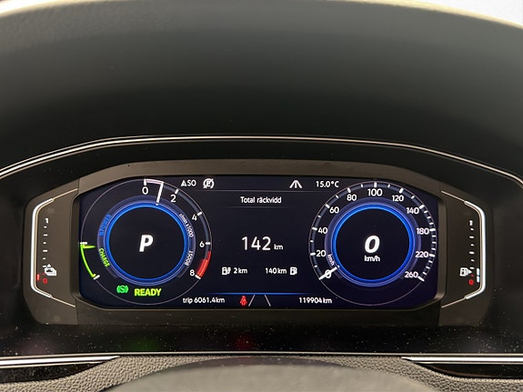 Volkswagen Passat 20 of 30