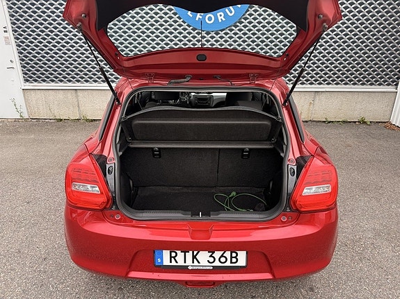 Suzuki Swift 13 of 13