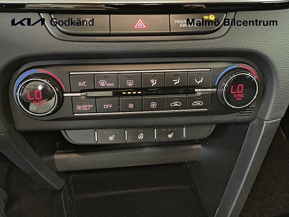 Kia Ceed 13 of 21
