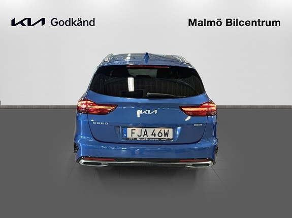 Kia Ceed 2 of 21