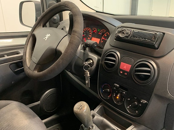 Peugeot Bipper 3 of 12