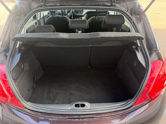 Peugeot 208 9 of 22