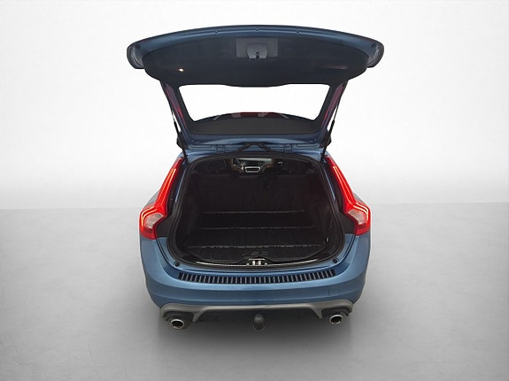 Volvo V60 9 of 30