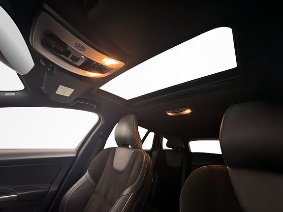 Volvo V60 14 of 30