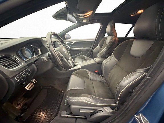 Volvo V60 12 of 30