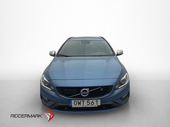 Volvo V60 2 of 30