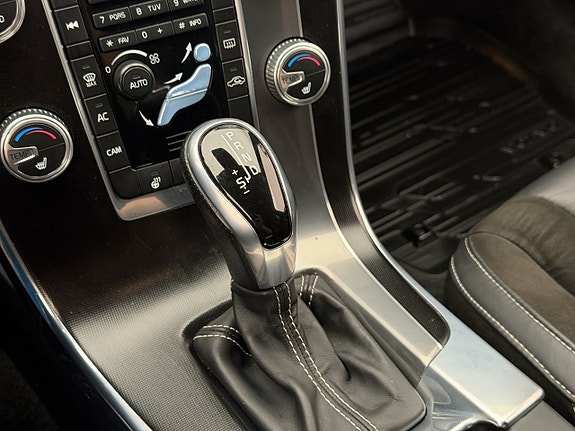 Volvo V60 26 of 30
