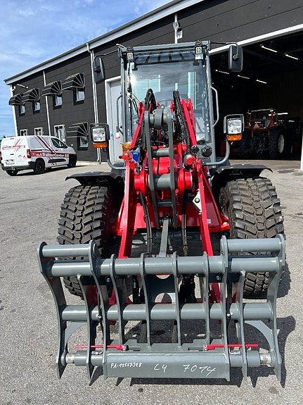 Weidemann 4080 8 of 14