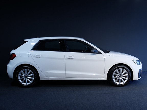 Audi A1 2 of 9