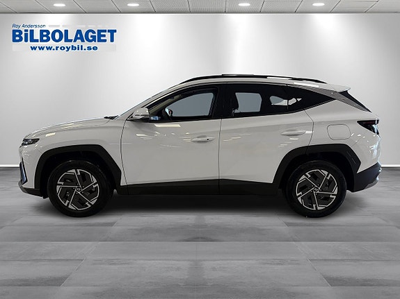 Hyundai Tucson 2 of 10