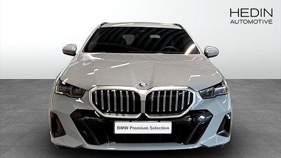 BMW 530e 8 of 9