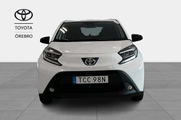 Toyota Aygo X 6 of 11