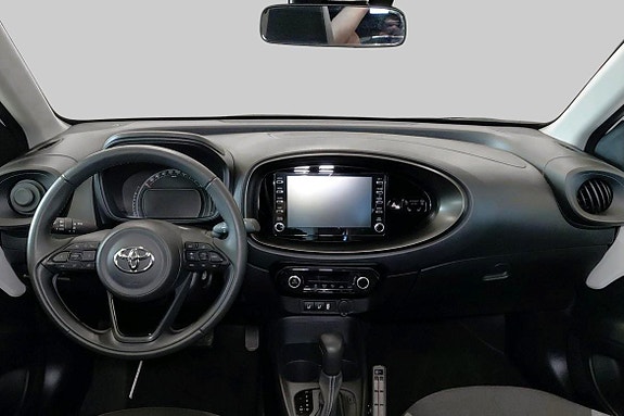 Toyota Aygo X 9 of 11