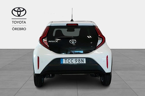 Toyota Aygo X 5 of 11